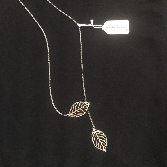 Gorgeous Leaf Necklace NWT - Picture 3 of 3